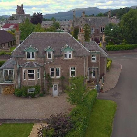 Firtree Bed And Breakfast At Galvelbeg House Crieff Zewnętrze zdjęcie